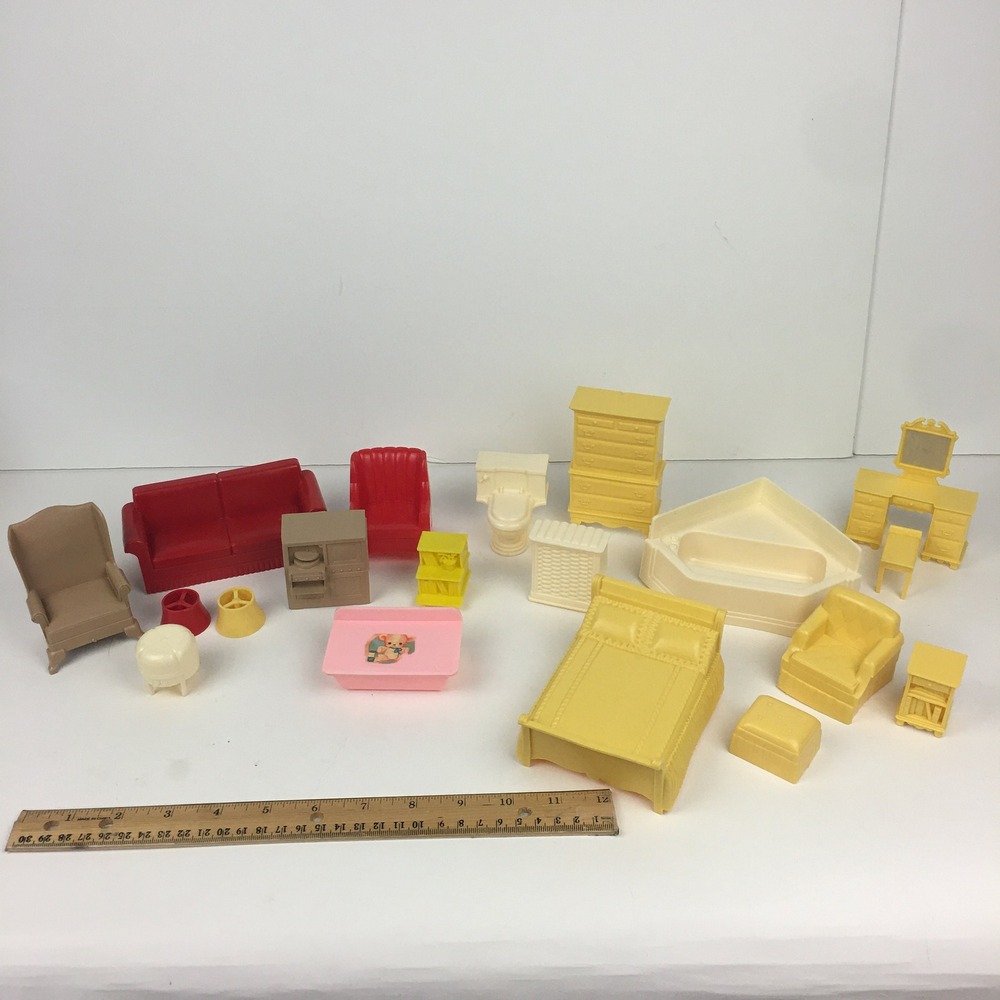 Marx Random‎ 19 Vtg Plastic Mini Doll Furniture Bedroom Bathroom Yellow Red Tan